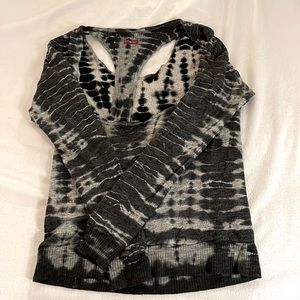 Tie dyed Hard Tail scoop neck light sweater!